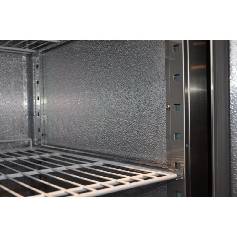 Gewerbekühlschrank edelstahl mit 2 Türen innen