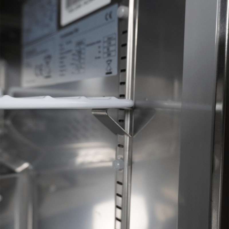 Tiefkühlschrank gitter